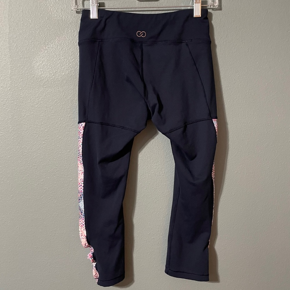 Calia Navy Rainbow Snake Print Cropped Leggings - Picture 5 of 7